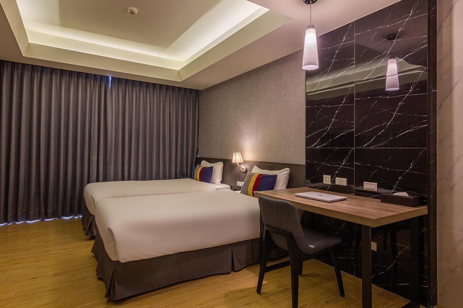 Check Inn New Taipei Luzhou Екстериор снимка