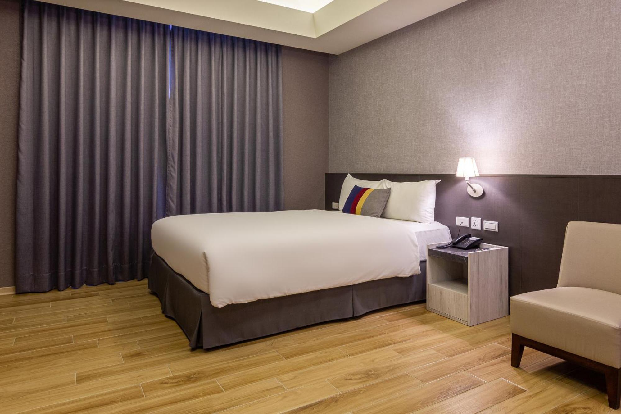 Check Inn New Taipei Luzhou Екстериор снимка